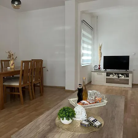 Apartment Mj *